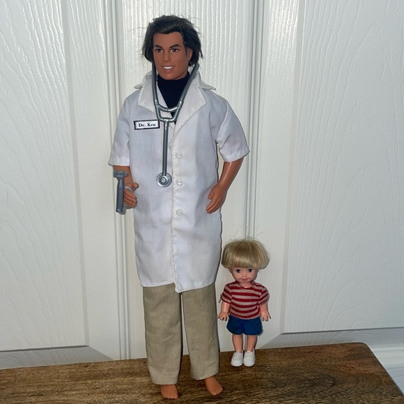 💙Dr.Ken and Tommy 1998 Set - Picture 1 of 9